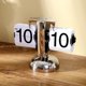 thumbnail image 5 of Reloj Digital Giratorio Reloj De Mesa Alimentado Por Batería Ajustable Silencioso Pequeño Reloj De Escritorio Reloj De Mesa Decorativo De Alta Para El Hogar Sala De Estar Dormitorio Oficina sonducket HA025142-02, 5 of 5