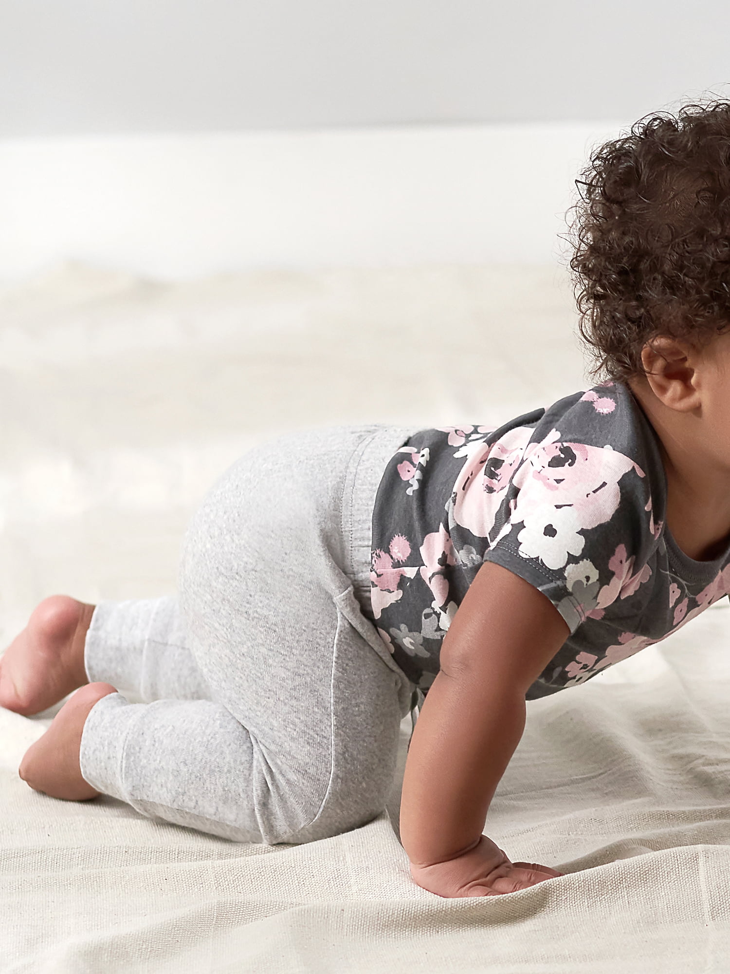 Modern Moments by Gerber Baby Girl Jogger Pants, 4-Pack (Newborn-24 Months)