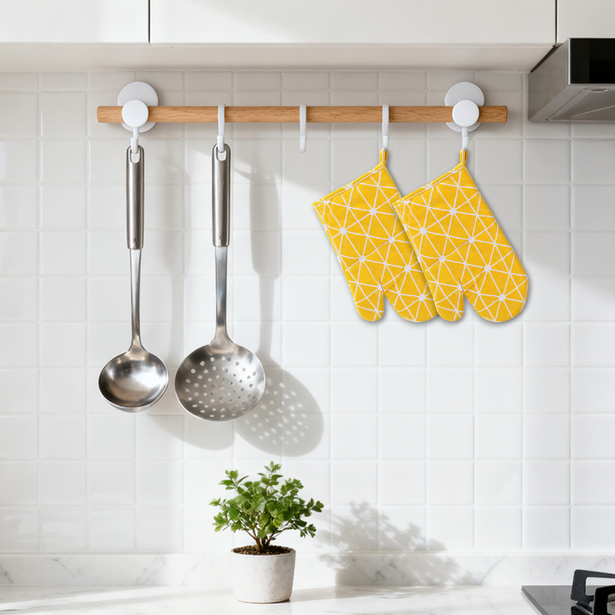 Unique Bargains Heat Resistant Oven Mitts and Pot Holders Sets 4 Pcs Yellow 10.6x6.7 Inch