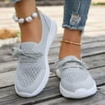 thumbnail image 4 of Zapatillas planas transpirables de malla tejida para mujer, zapatos casuales antideslizantes de moda para caminar, mocasines cómodos de suela suave sin cordones, zapatillas de tenis, 4 of 5