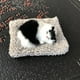 thumbnail image 4 of Gato de cristal de carbono pequeño, adornos de coche de gato de carbón de bambú, purifica el aire, imagen realista, muebles de coche, juguetes de Control Central, 4 of 6