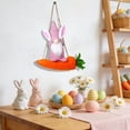 thumbnail image 1 of Adorno colgante de zanahoria de conejo de Pascua • Decoración de muñeca sin cara • Fibra de poliéster suave • Decoración colgante para fiestas de Pascua al aire libre • 1 pieza, 1 of 9