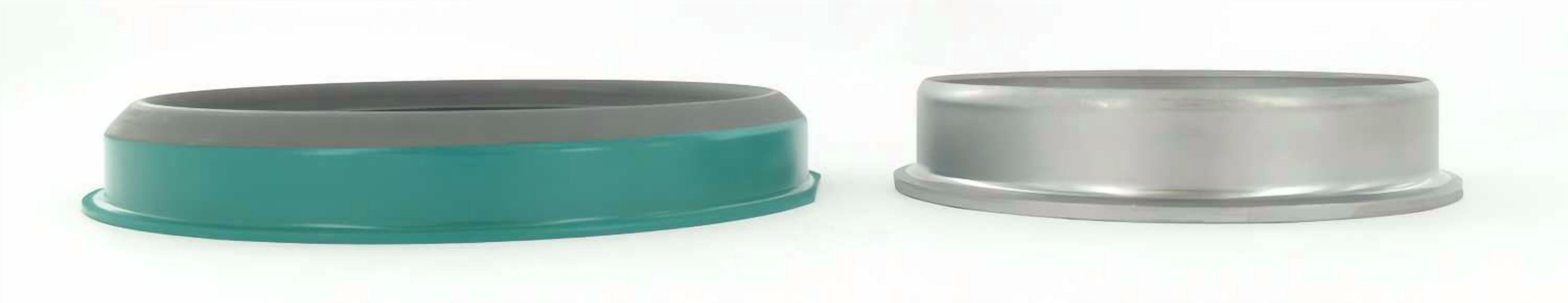 SKF 1332 Wheel Seal Kit