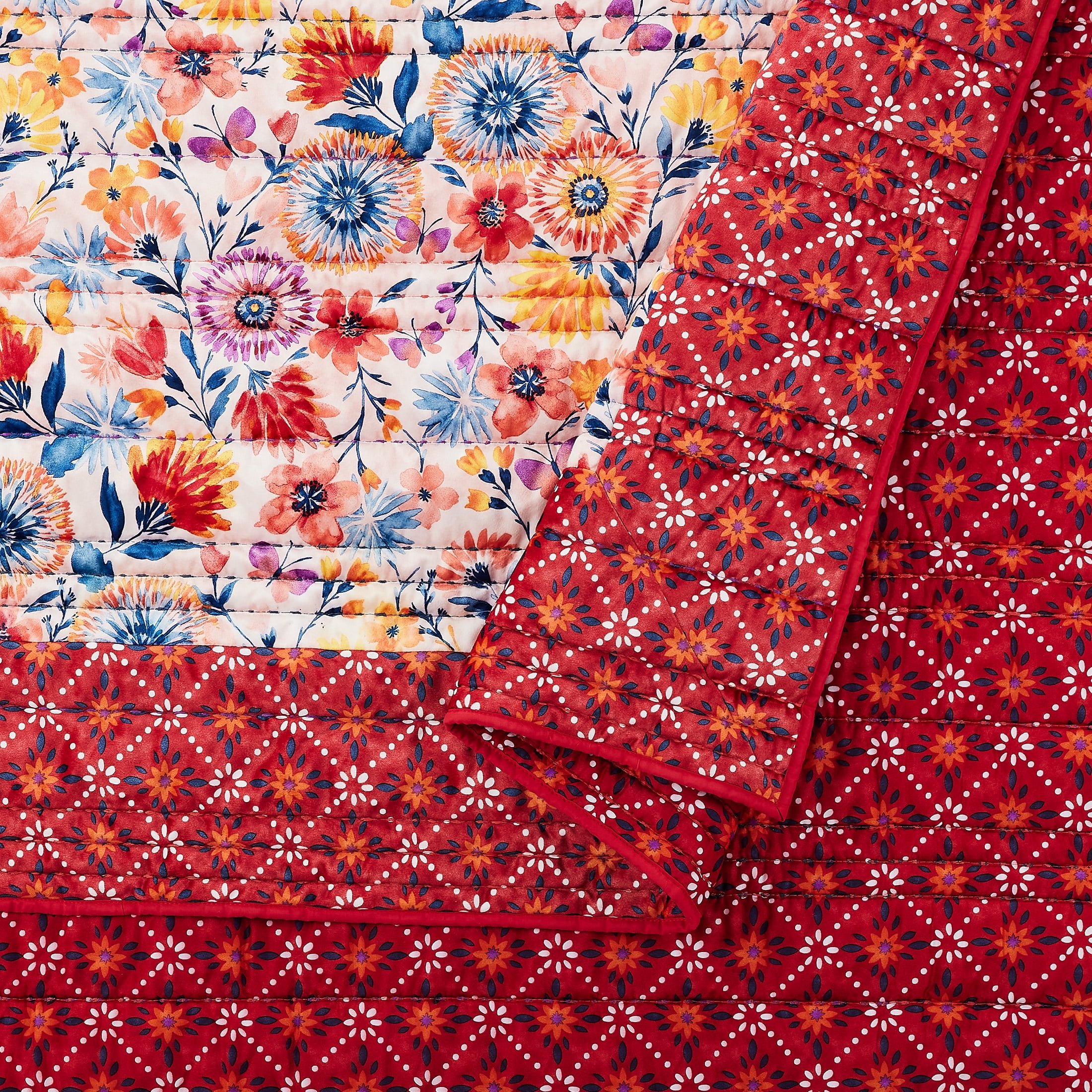 The Pioneer Woman Fluttering Fancies Polyester Velvet Quilt, Full/Queen