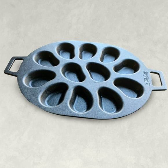 Bayou Classic Cast Iron Oyster Pan