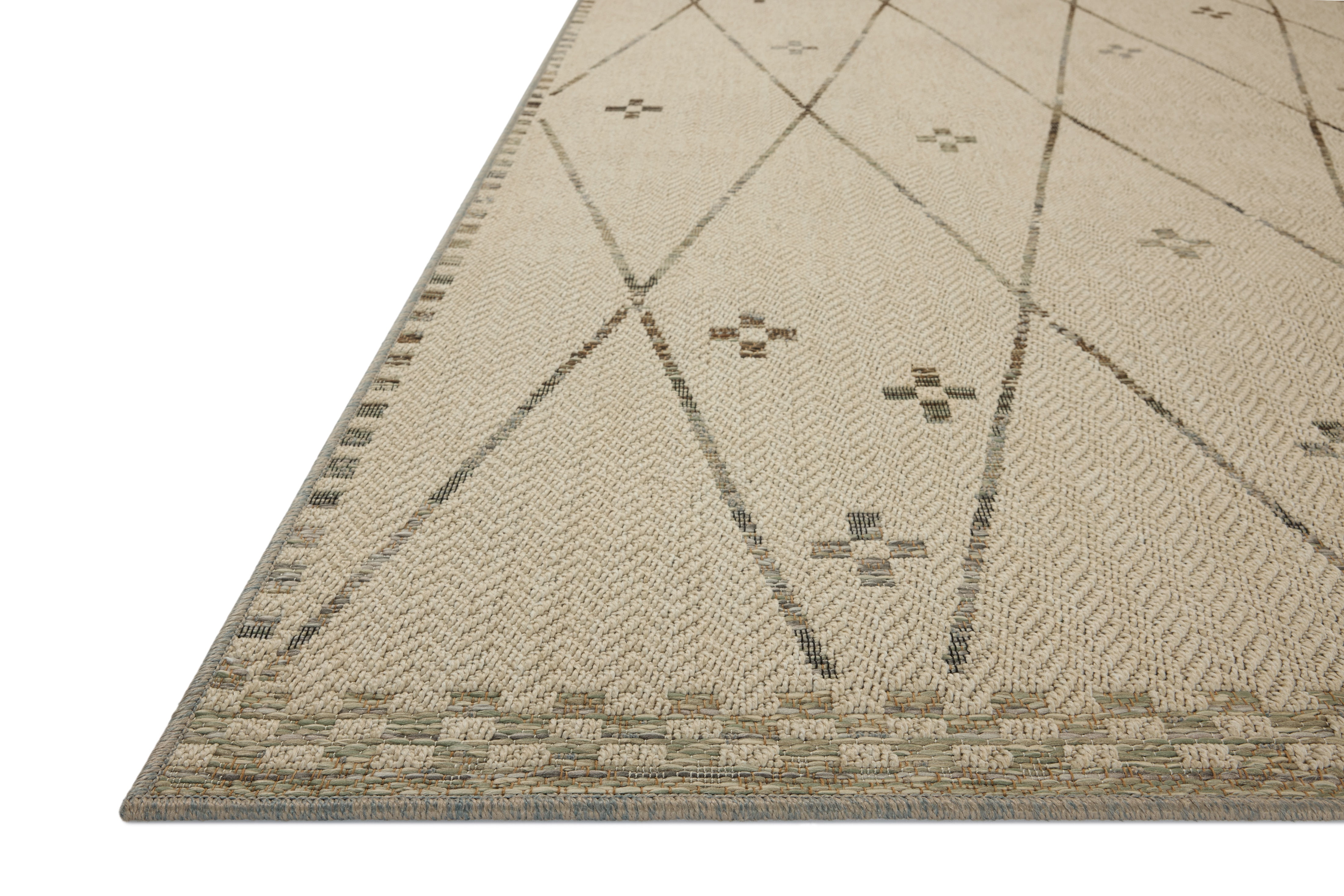 Loloi Saylor Ivory / Pebble Indoor/Outdoor Area Rug
