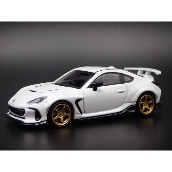 Open Box 2021-2025 SUBARU BRZ WHITE 1/64 SCALE COLLECTIBLE DIORAMA DIECAST MODEL CAR