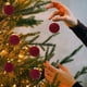 thumbnail image 5 of Adornos navideños flocados, bolas navideñas de terciopelo, adornos para árboles, diseño flocado rojo, 23 cm de diámetro, para decoración del hogar,Vsgery, 5 of 9