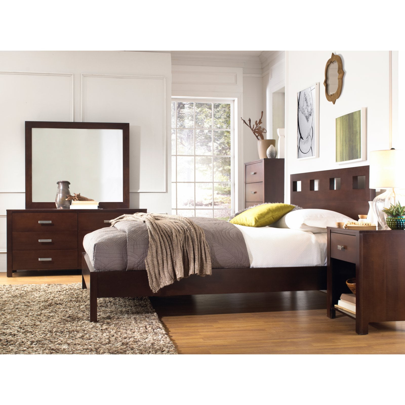Modus Riva Storage Platform Bed Com