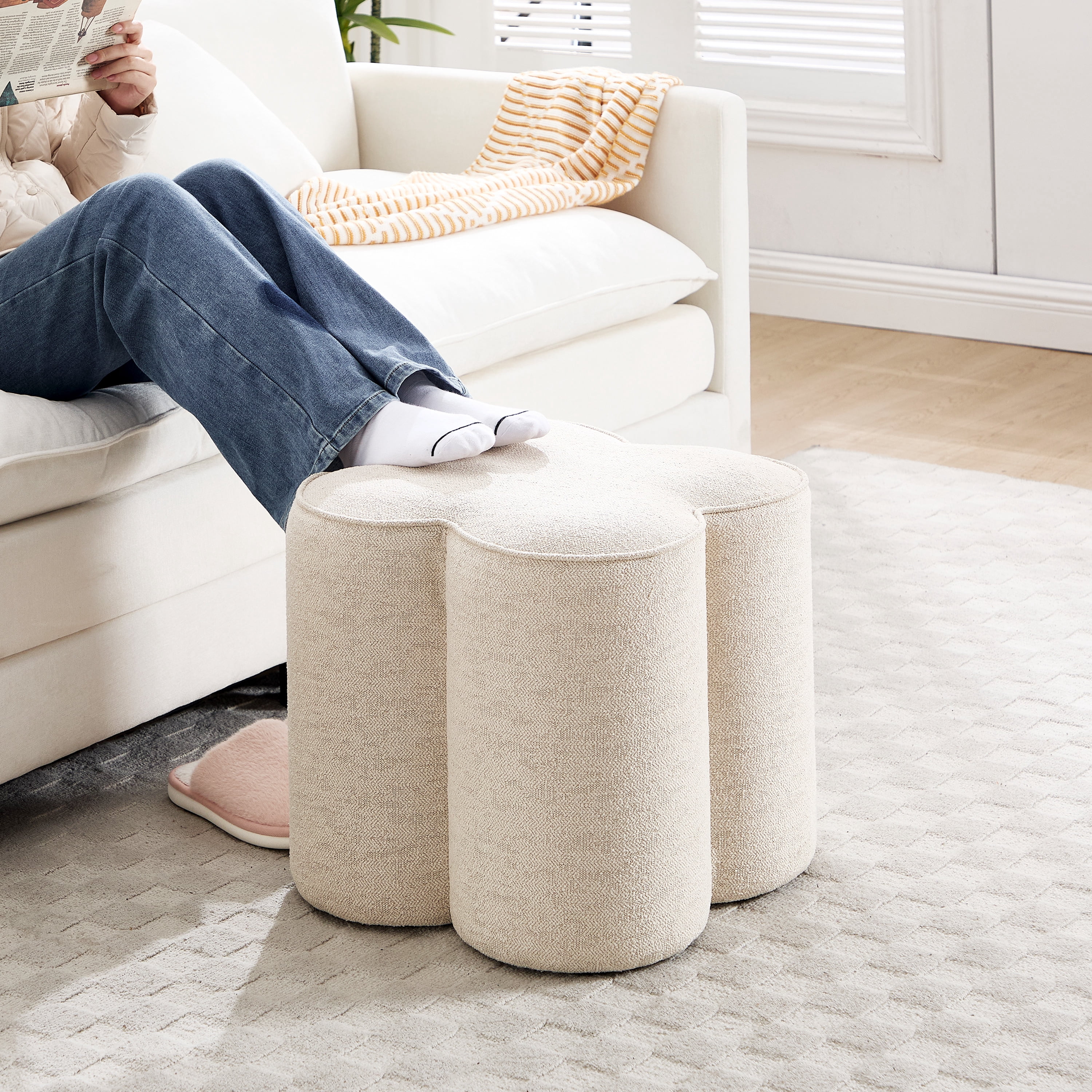 Zesthouse 18.5″ Linen Fabric Ottoman, Modern Ottoman Coffee Table for Living Room, Flower Shaped Foot Stools, Upholstered Footrest Stool for Couch, Beige