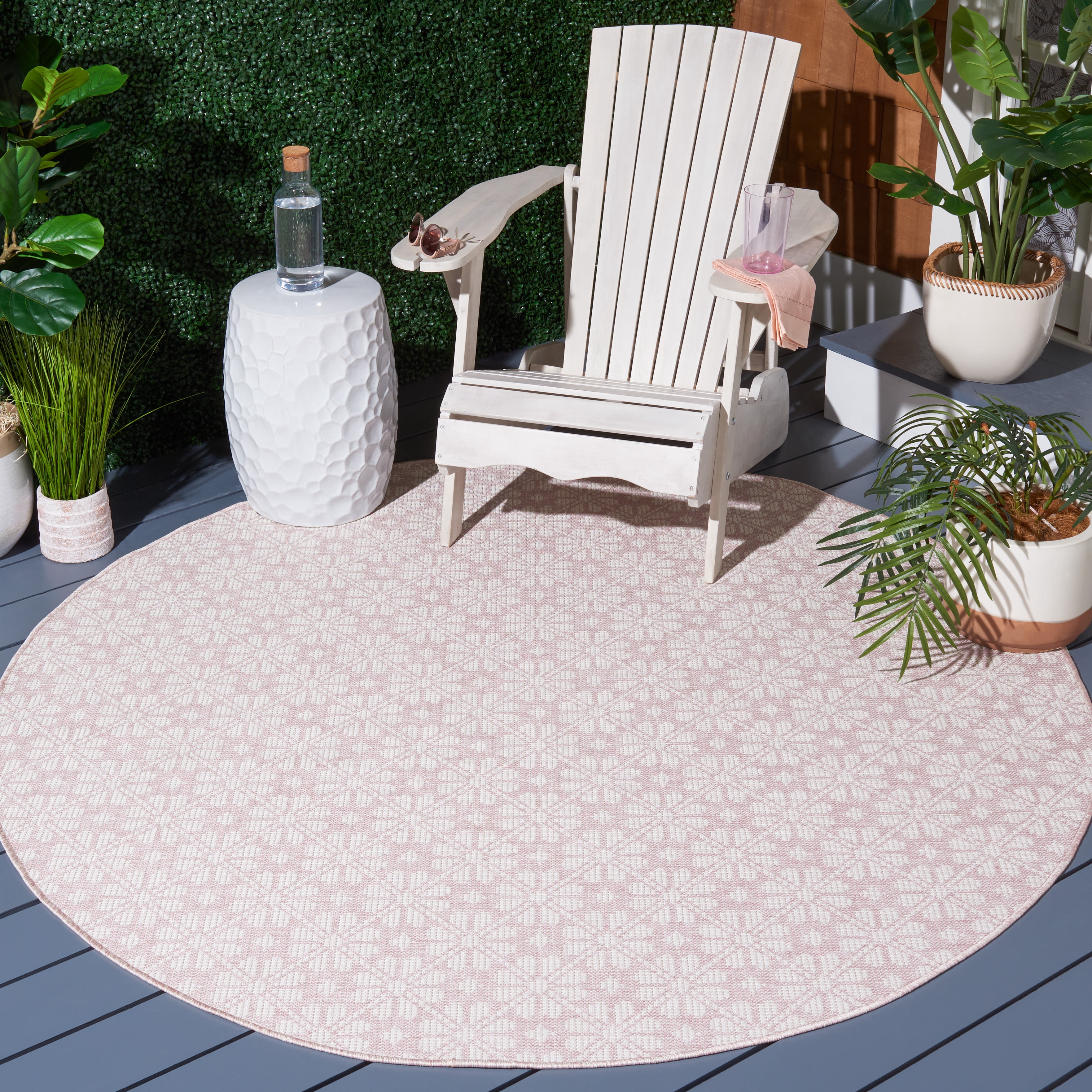 SAFAVIEH Martha Stewart Hampton Diamond Indoor/Outdoor Area Rug, Pink/Ivory, 6'5" x 6'5" Round