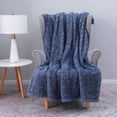 thumbnail image 4 of Jeté en peluche, 4 of 4