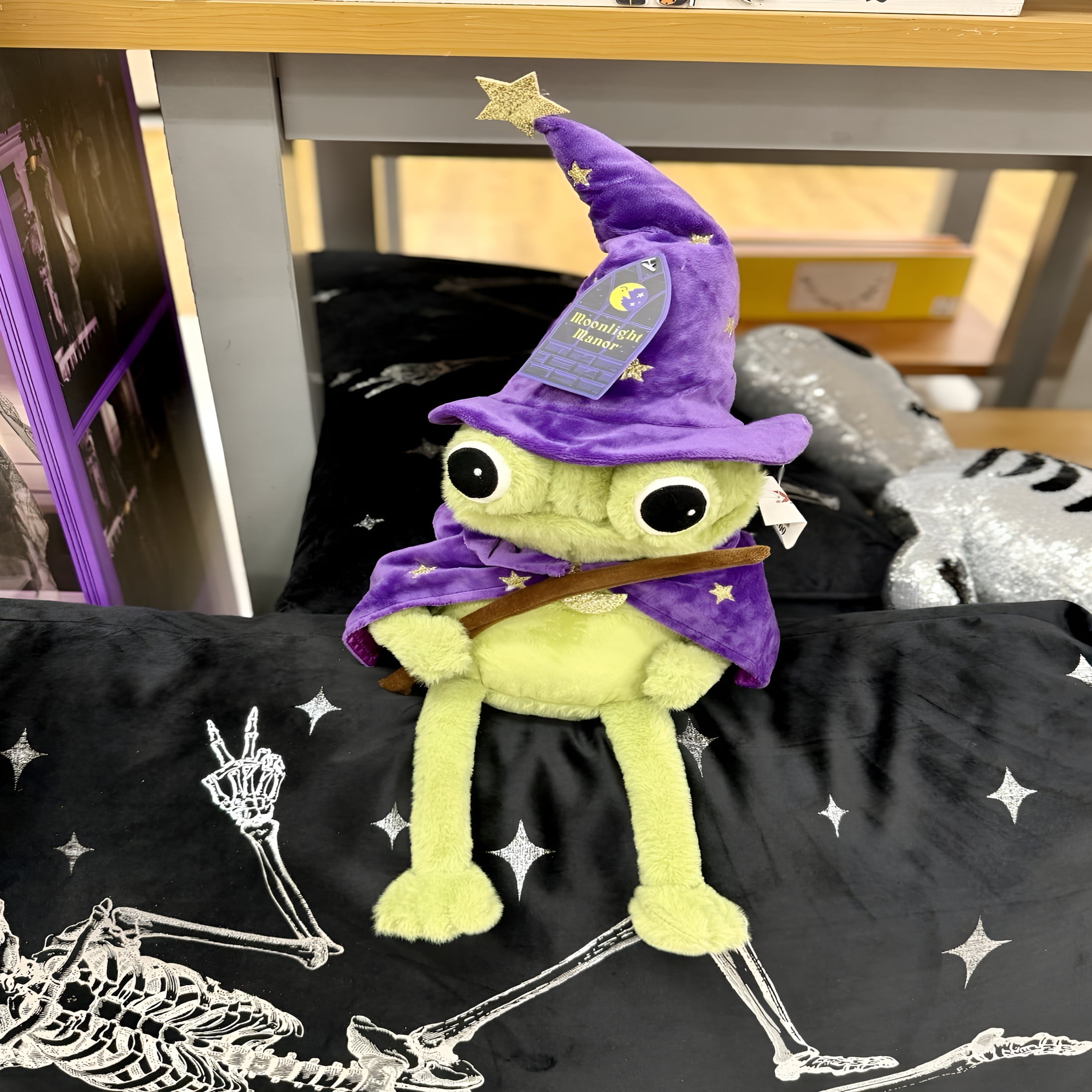 BESTSKY Weighted Wizard Frog Plush – Moonlight Manor Halloween Viral Fun Collectible Gift Toy