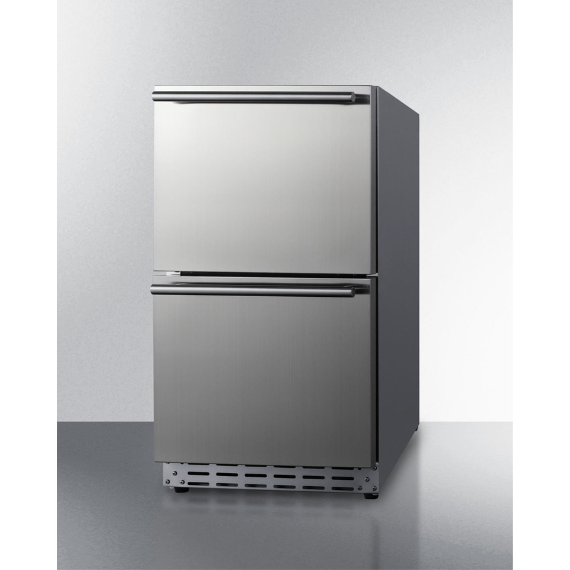 18" wide indoor/outdoor ADA compliant panel-ready drawer refrigerator in stainless steel