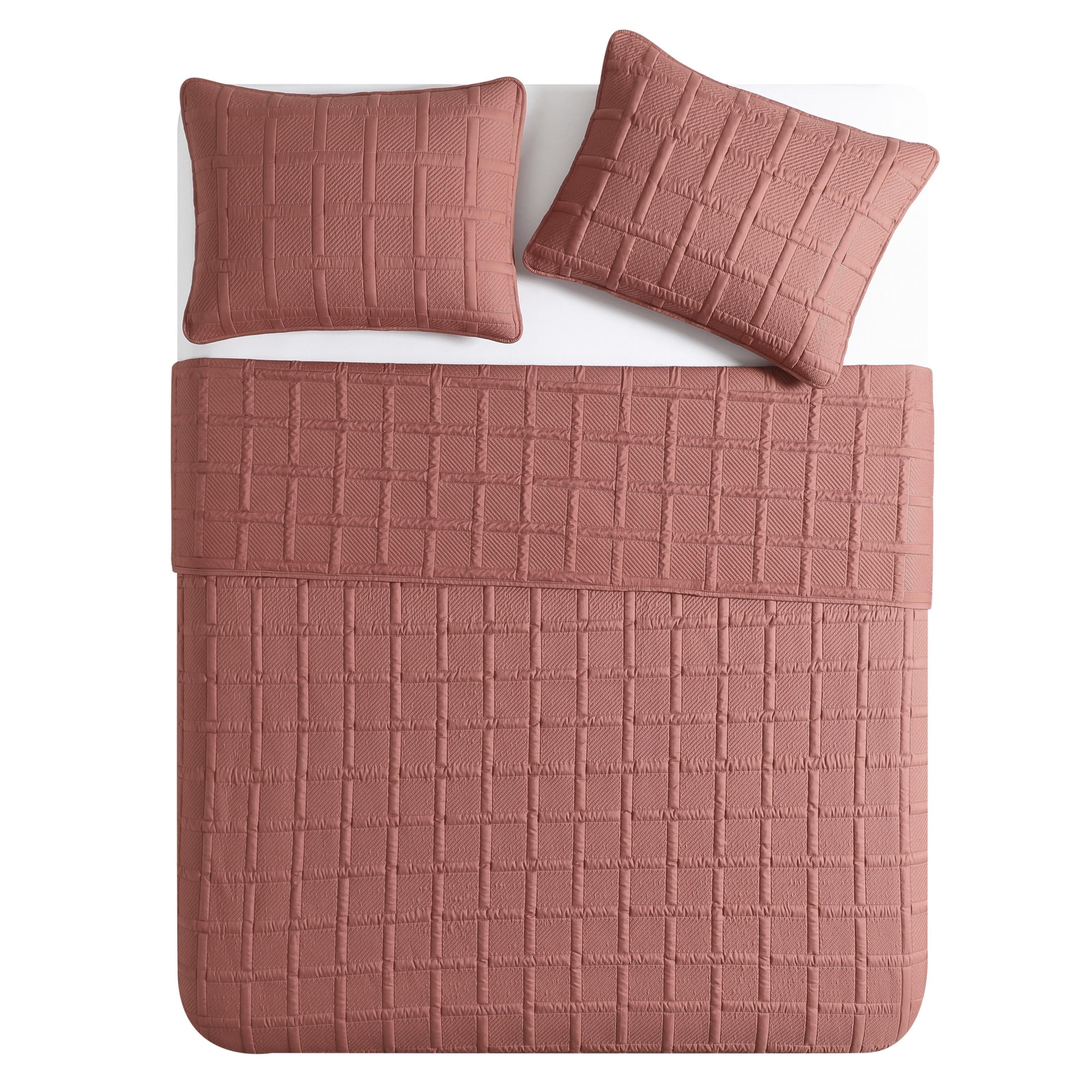 VCNY Home Square 3-Piece Rose Textured Grid Pinsonic Quilt Set, King, Adult, Unisex