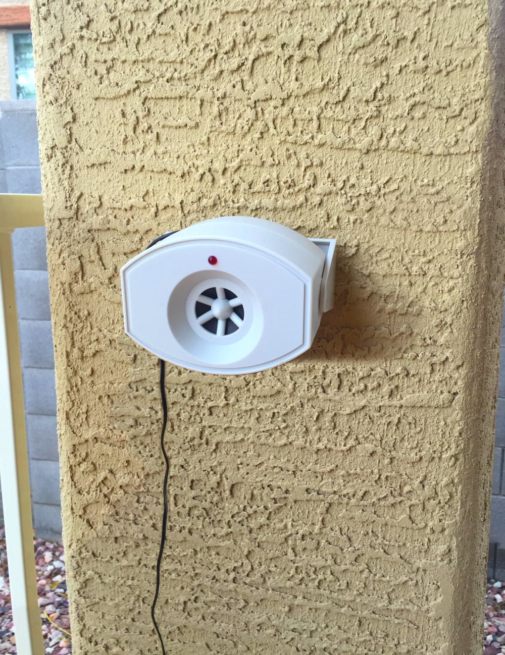CLEANRTH EZ-Mount Ultrasonic Rodent Control - Dedicated Towards Repelling Rats