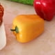 thumbnail image 4 of Verduras artificiales de plástico realistas, alimento decorativo, pimiento amarillo, 4 of 9