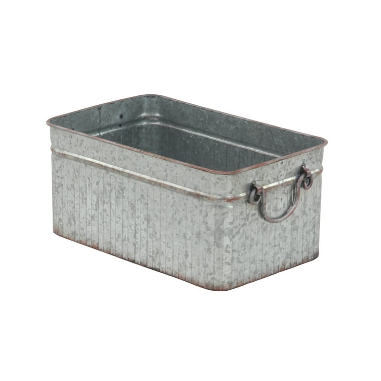 DecMode Iron Galvanized Planter with Handle, Grey, Set of 1 DecMode Iron Galvanized Planter with Handle, Grey, Set of 1
