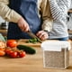thumbnail image 4 of Recipientes para almacenar alimentos con tapa | Organizadores de cereales y despensa de plástico sin BPA | Botes de cocina reutilizables para granos y alimentos secos | Juego de 3 tamaños para uso, 4 of 5