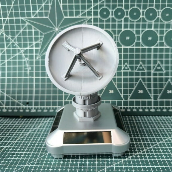 Solar-Powered Military Model Rotating Car Ornament - Printed Dashboard Decoration, 125mm x 85mm, Futuristic Design for Vehicles, Desktops & Shelves