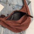 thumbnail image 2 of Bolso Mano Bandolera Crescent Hombro Ante Sintético Slouchy para Mujer, 2 of 9