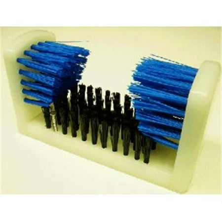 boot brush with water