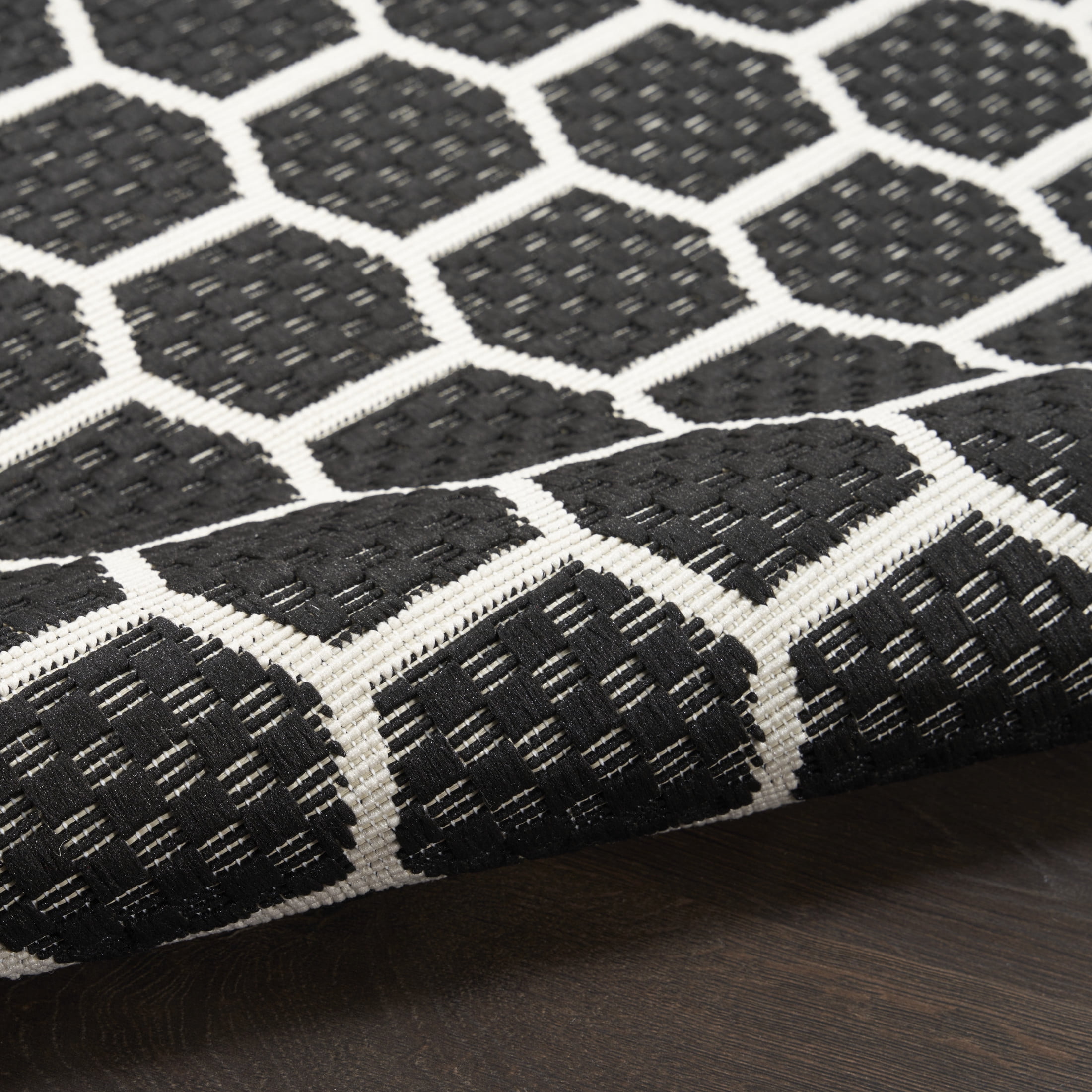 Nourison Twist Reversible 2' x 6' Black Modern Rug