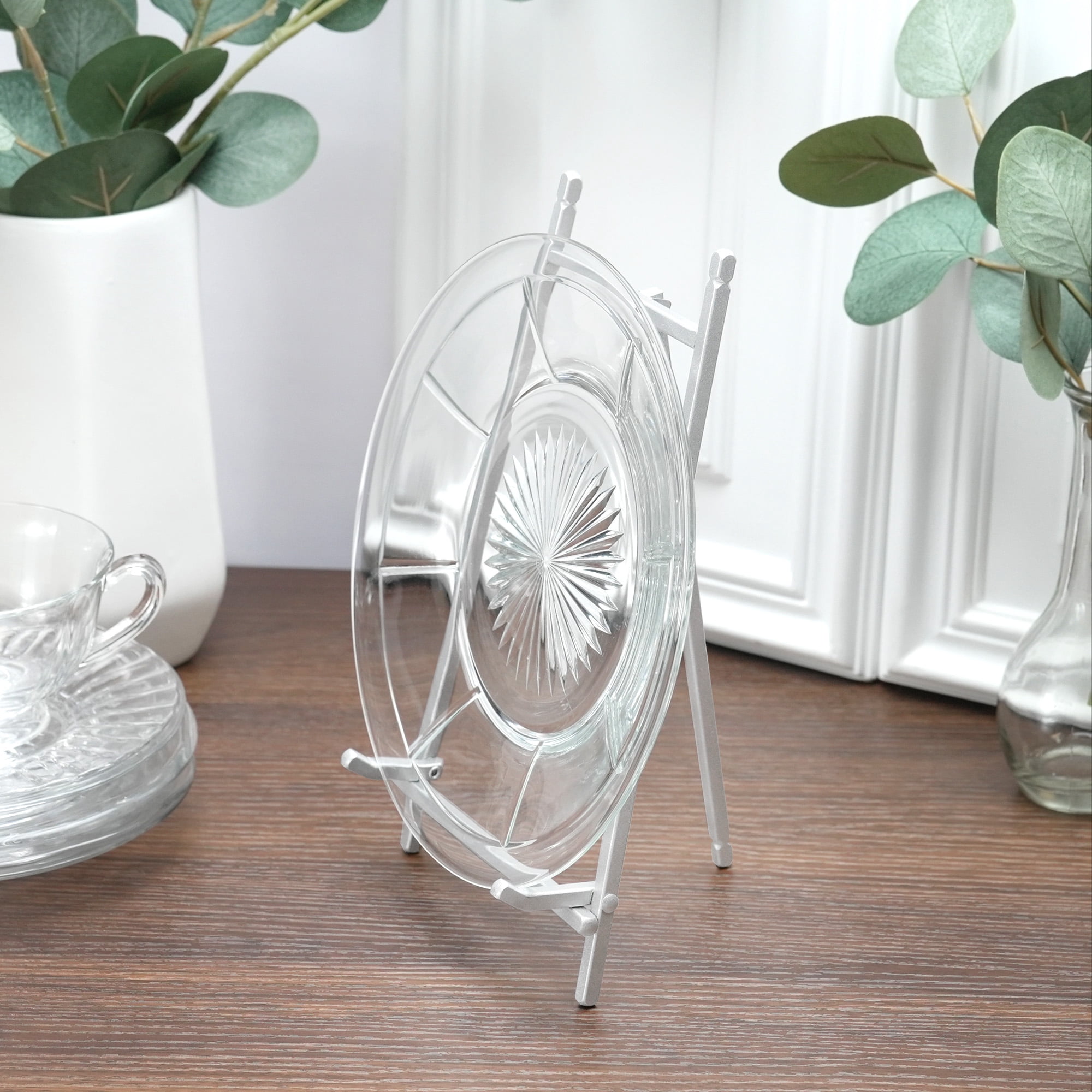 Bard's Satin Silver Metal Easel, 9" H x 5.25" W x 6" D