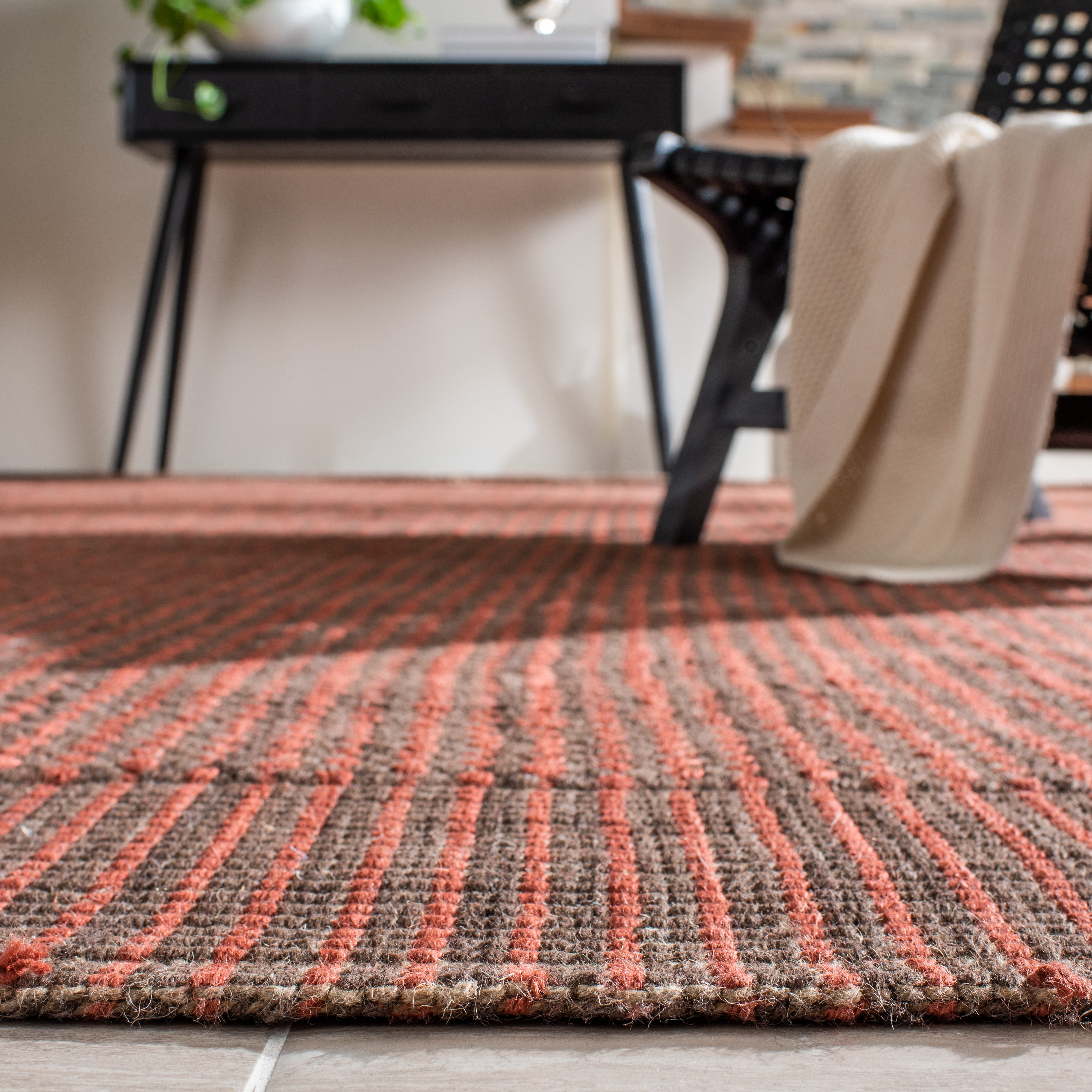 SAFAVIEH Natural Fiber Kathleen Border Jute Area Rug, Brown/Rust, 3' x 5'