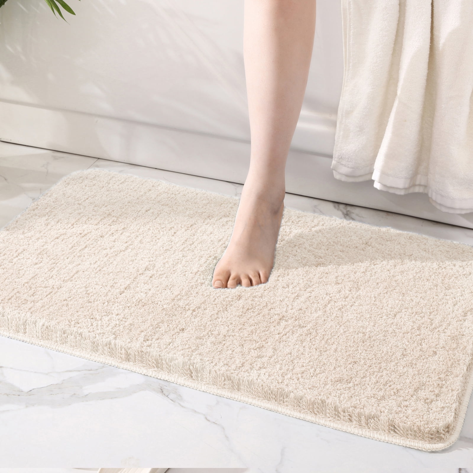 TUTUnaumb 2022 Winter Bathroom Rug,Soft And Comfortable,Puffy And Durable  Thick Bath Mat,Machine Washable Bathroom Mats,Non-Slip For Shower And Under