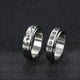 thumbnail image 4 of Juego de 4 anillos giratorios de acero inoxidable para mujeres y hombres, anillos para aliviar el estrés, anillos de promesa de boda anchos, 4 of 5