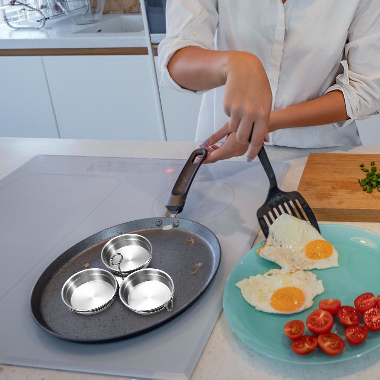 2 Packs Stainless Steel Egg Poacher Mold for Perfect Poached Eggs Boiled Eggs Omelette Maker Kitchen Tool Heart Shape Breakfast Cooking Utensil