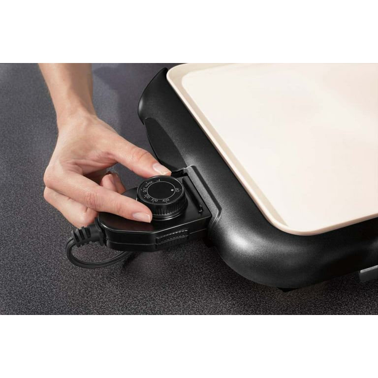 Hi Tek Electric Griddle, 1 Durable Countertop Griddle - 208/240V, 2765-3560W Operation, Stainless Steel Griddle, with Grease Tray, Adjustable Temperat RWT1019S