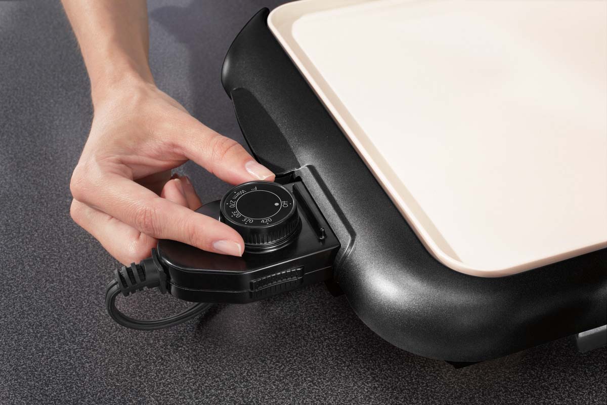 Oster Electric Griddle with Warming Tray - image 4 of 10