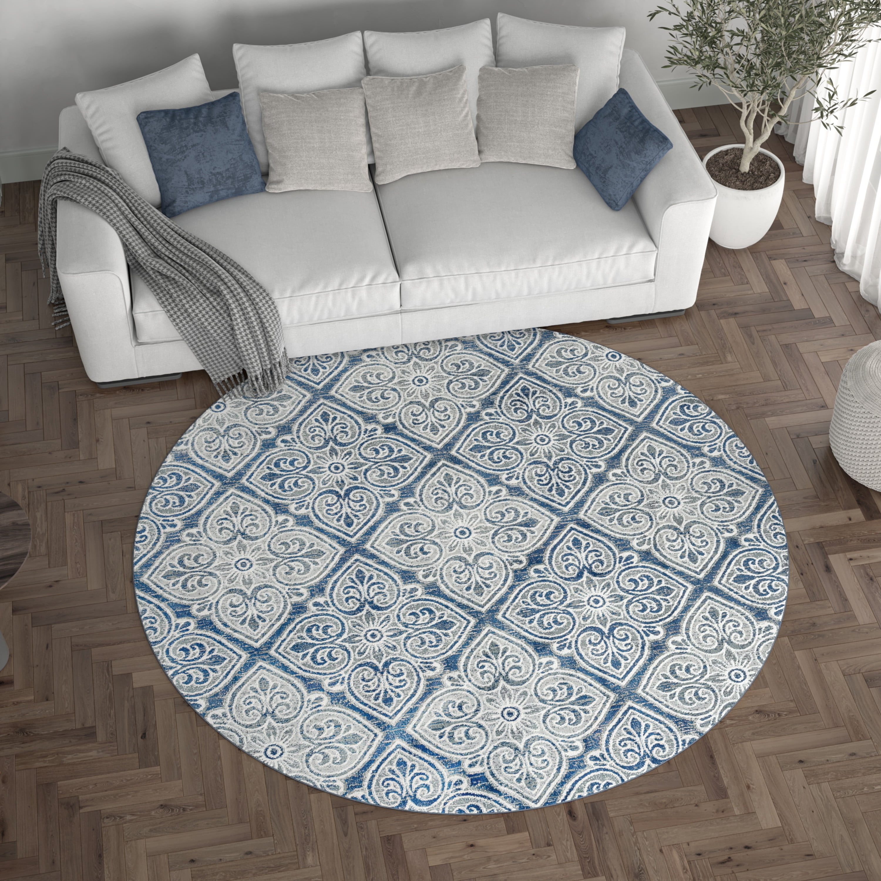 Madison Traditional 8' Round Dark Gray Polypropylene Indoor Area Rug