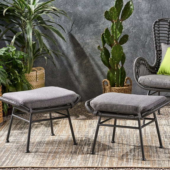 Water - Resistant Ottoman Cushions / Can Be Used in Different Ways / Blends Well