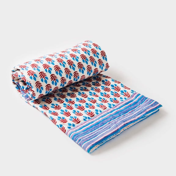 Meadow Cotton Handcrafted Throw