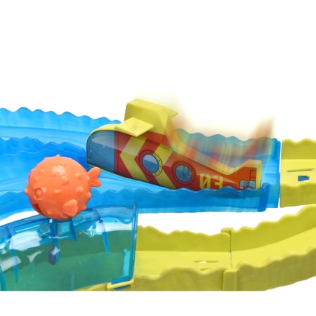 ADVENTURE FORCE SHARK CYCLONE PLAYSET