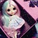 thumbnail image 2 of Peluca de Colorida Peluca Larga Rizada de Cáscara de material cuero Cabelludo Cabeza Pulgadas RBL de Pers Hugo Blythe Dolls Wig, 2 of 9