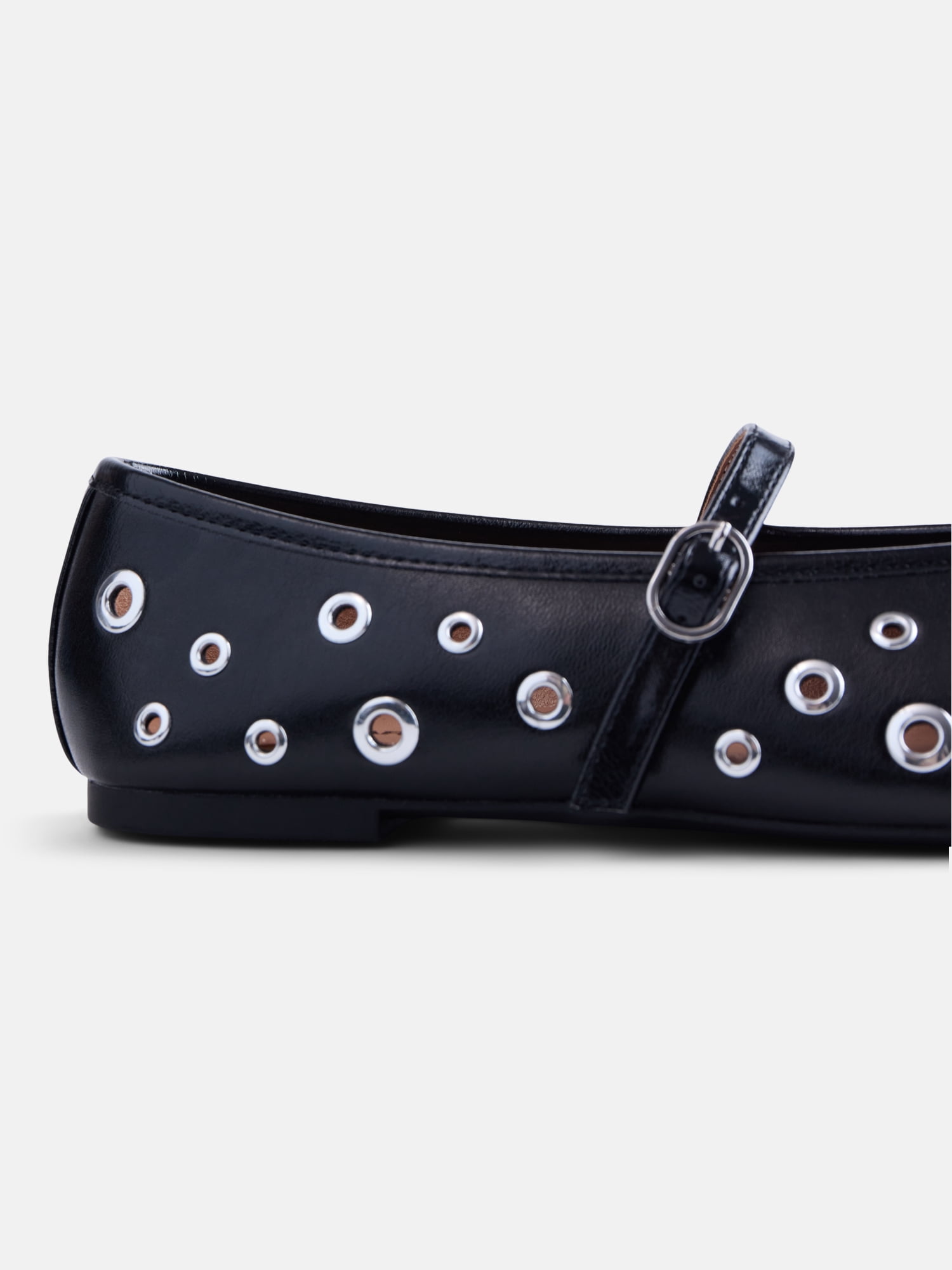 No Boundaries Women's Grommets Mary Jane Flats
