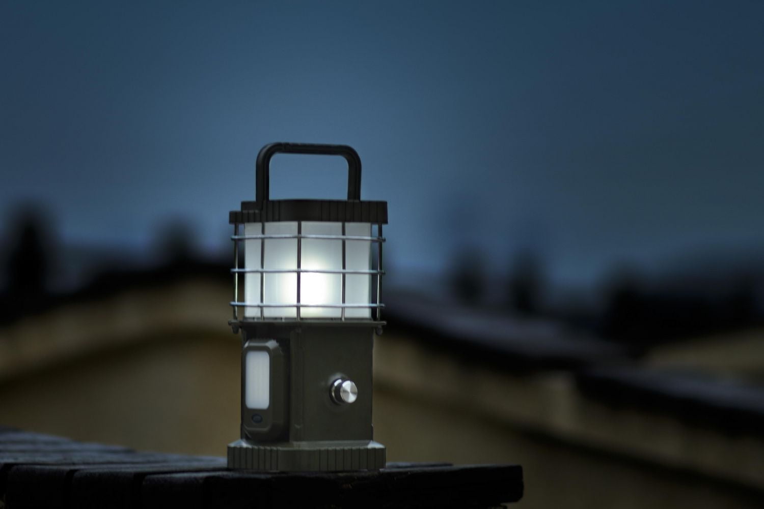 Tru de Light LED Lamp with Bluetooth speaker