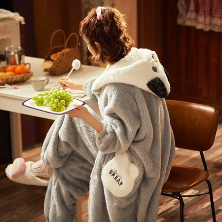 

DanceeMangoo Women Sleepwear Plus Size XXL Winter Pyjamas Intensification Nighty Loose Version Medium Style Hooded Pajamas Plush Pajama set
