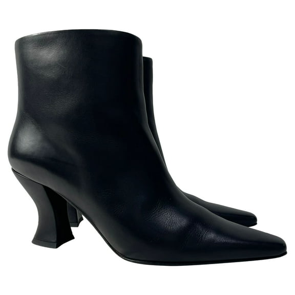 Pre-Owned Bottega Veneta Cloud Ankle Boots in Black Calfskin Leather