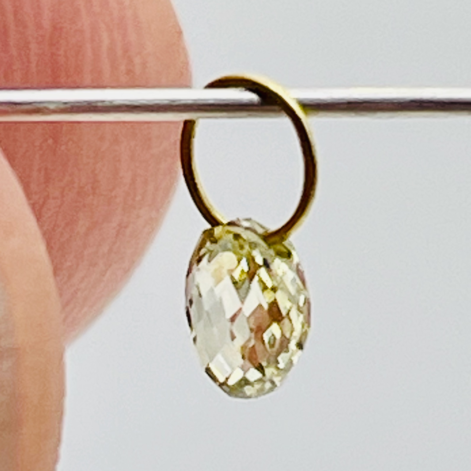 0.26cts Natural Canary Diamond & 18K Gold Pendant | 3.5x2.5x2mm | 1 Bead | - image 2 of 12