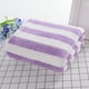 thumbnail image 5 of Toalla de terciopelo 1 pieza a rayas Poliéster grueso absorbente – Secado rápido, sin mudas, suave y mullido 70x140cm Baño de lujo grande, gimnasio, toalla de playa – morado, azul, verde, gris, 5 of 6