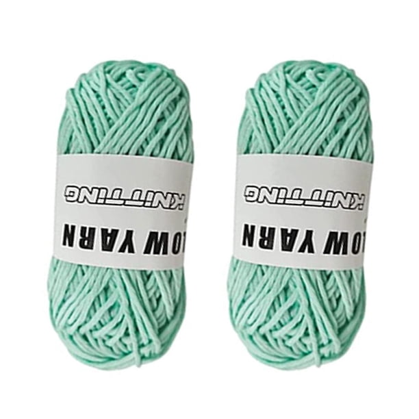2 rollos de hilo que brilla en la oscuridad para crochet, 50 m por rollo, hilo luminoso que brilla en la oscuridad para tejer para principiantes, suministros para fiestas, hilo exfoliante
