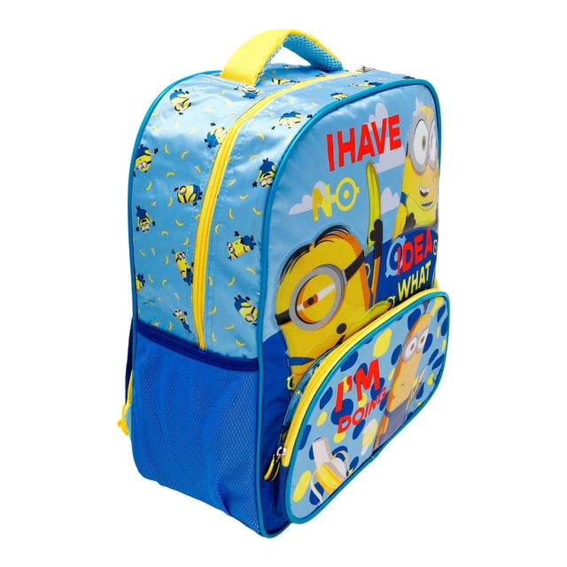 mochila infantil universal minions evergreen 20 l azul, vista 3/4 frontal con Kevin, Bob y Stuart en relieve 3D; compartimento principal grande, bolsa frontal con cierre en forma de banana, dos bolsillos laterales de malla, bies azul reforzando costuras, correas acolchonadas y respaldo de mesh spongy para ventilación; 42×33×14 cm, 20 L; adecuada para escuela primaria.