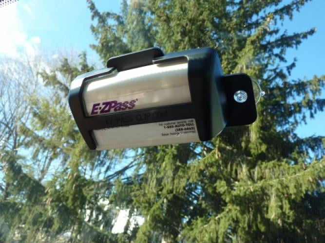 eZpassClip New EZ Pass Holder for New, Small Toll Tag Transponder (Black)