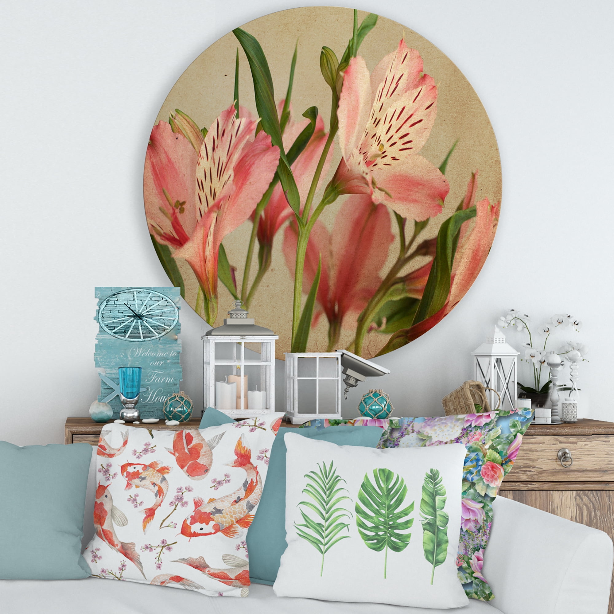 Designart 'Alstroemeria Flower Retro ' Traditional Circle Metal Wall Art 29x29 - Disc of 29