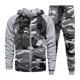 thumbnail image 1 of Conjunto deportivo y de ocio para hombre de talla grande de otoño e invierno, conjunto de dos piezas, conjunto de cárdigan de camuflaje con capucha empalmada para hombre, 1 of 5